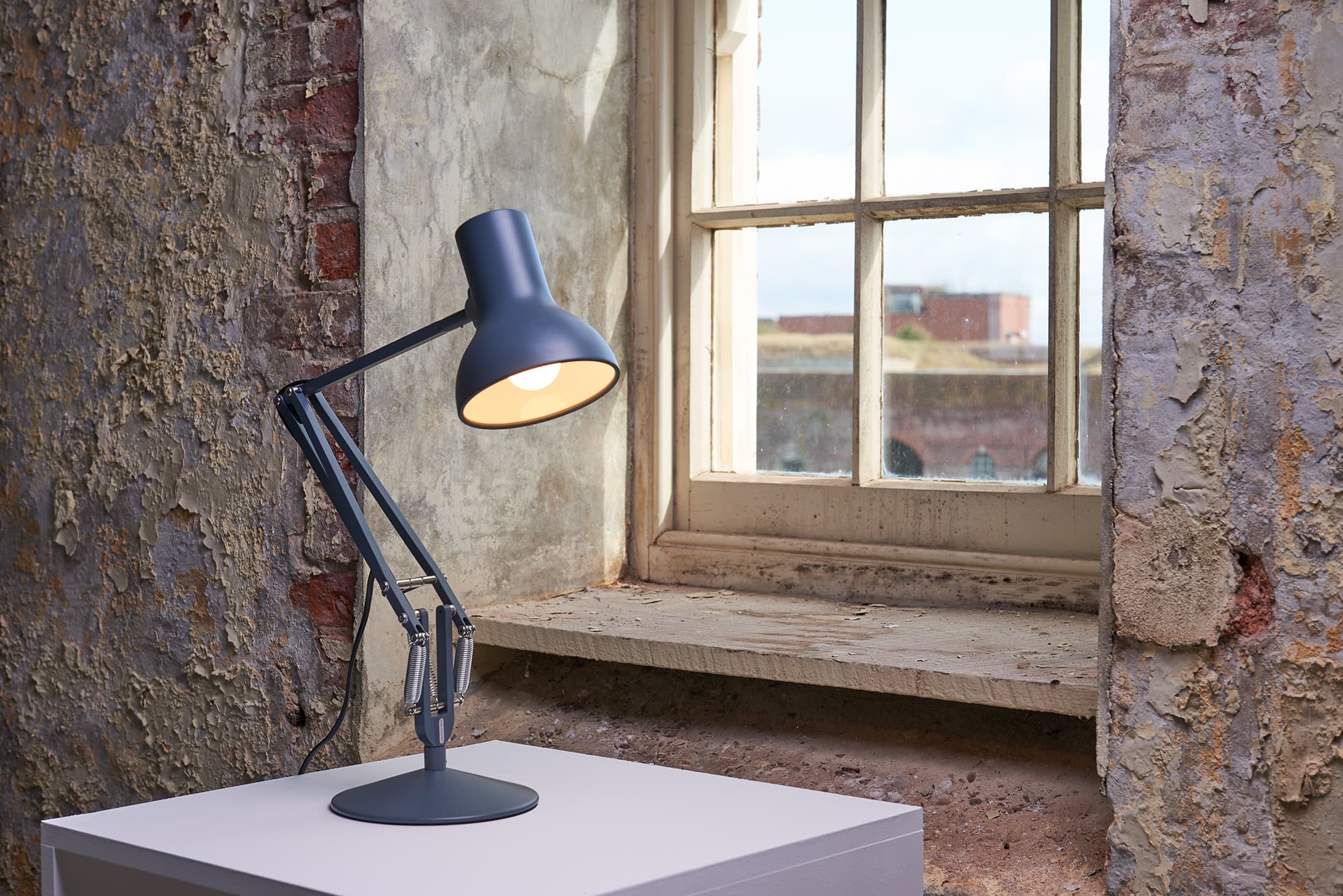 Anglepoise brand gallery